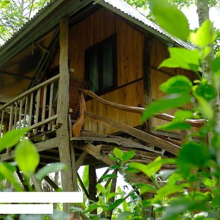 Sunny Field Eco Stilt House Villa Cat Tien Exterior photo