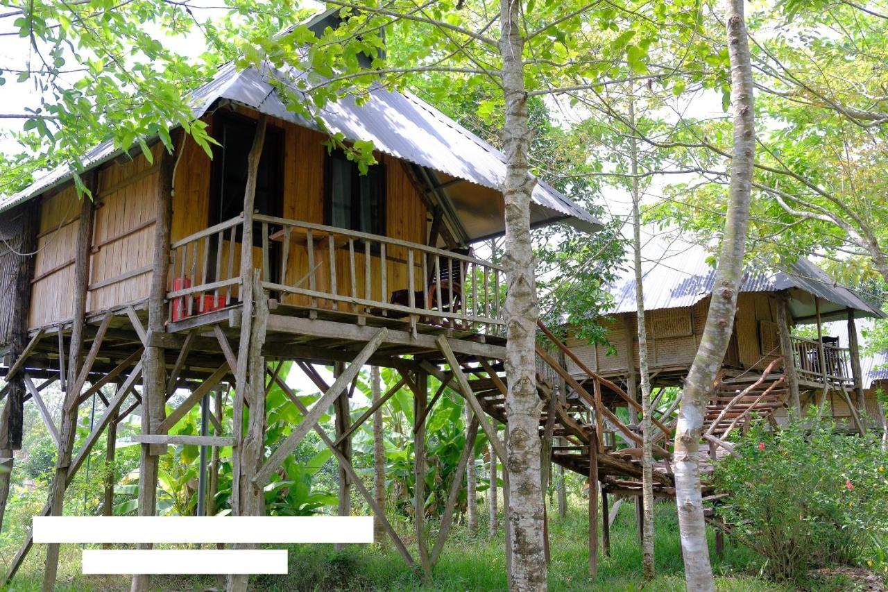 Sunny Field Eco Stilt House Villa Cat Tien Exterior photo